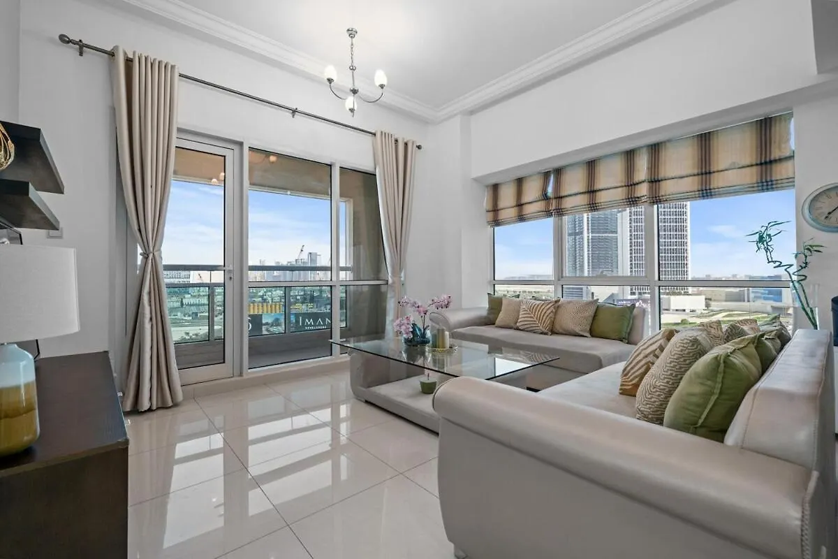 Central Business Bay By Stayinhomes - 10 Mins Burj Khalifa - 1Bed - Parking - Pool - Gym Dubai Apartment