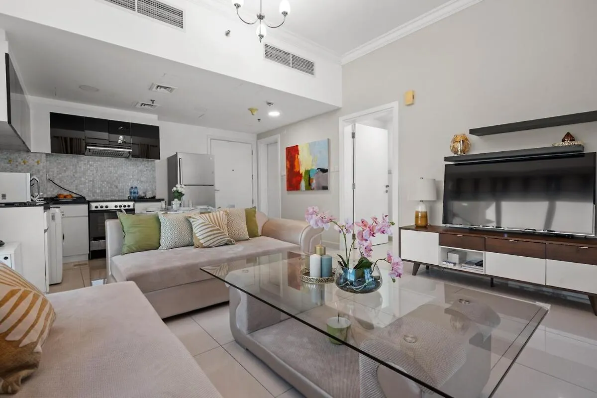 Central Business Bay By Stayinhomes - 10 Mins Burj Khalifa - 1Bed - Parking - Pool - Gym Dubai Apartment